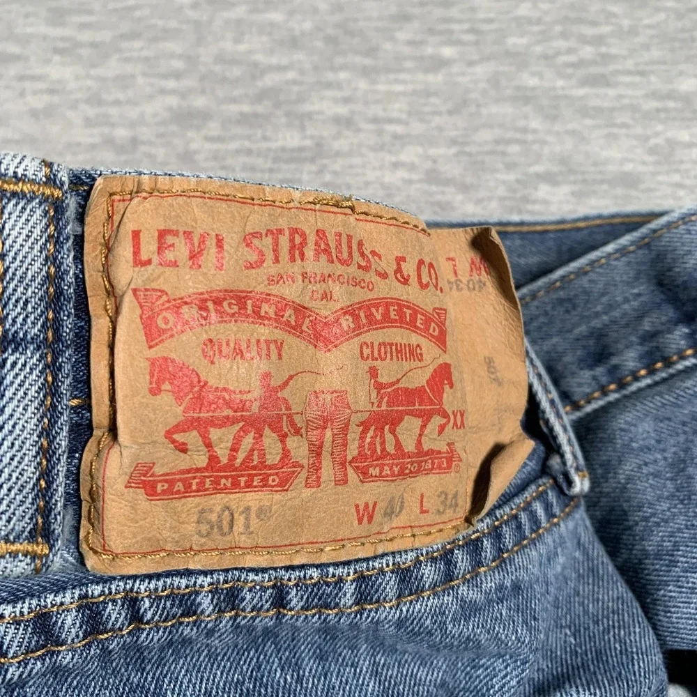 Levis 501‎ Jeans Mens 34x34 Blue Denim Straight Leg Button Fly Original Fit